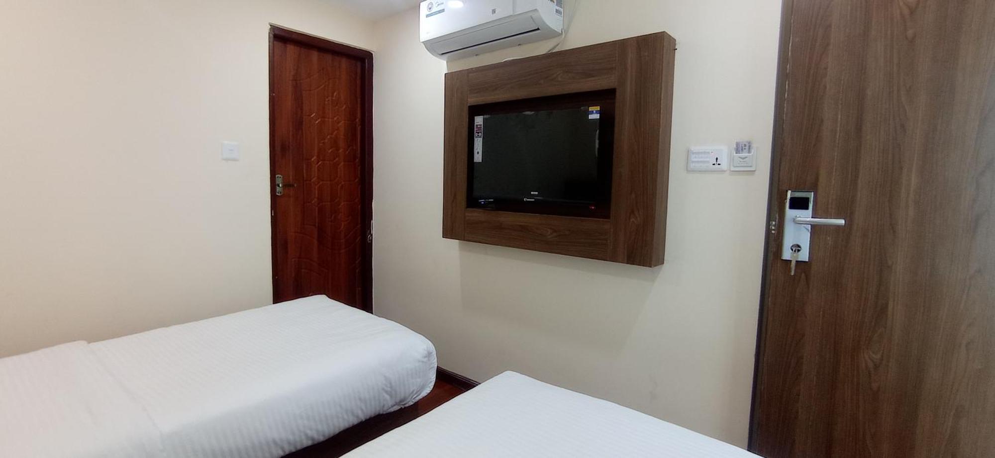 Hotel Aerolink Катманду Екстериор снимка
